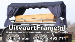 Kistdrager met dakje & gordijnen te huur bij UitvaartFrame.nl